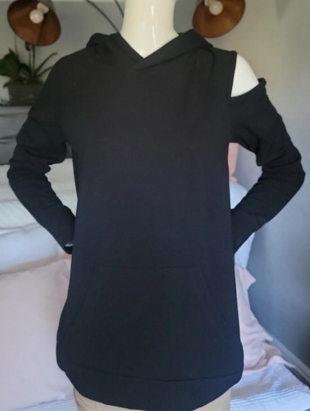 Cozy black sweater S